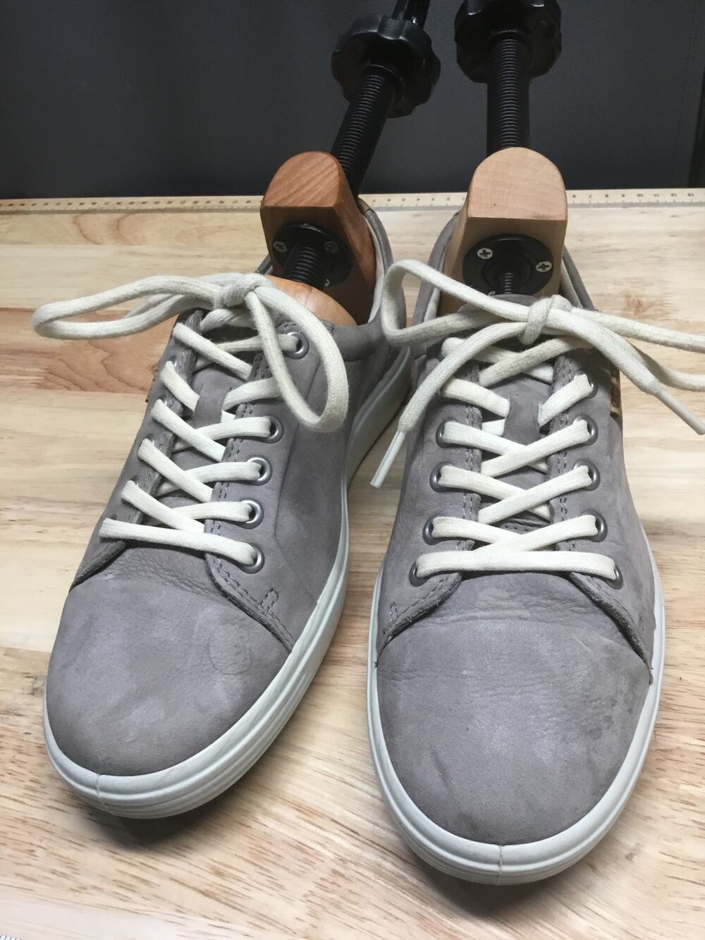 Ecco Soft 7 Athletic Shoes Women's 8 Gray Round Toe Low Top Running Sneakers